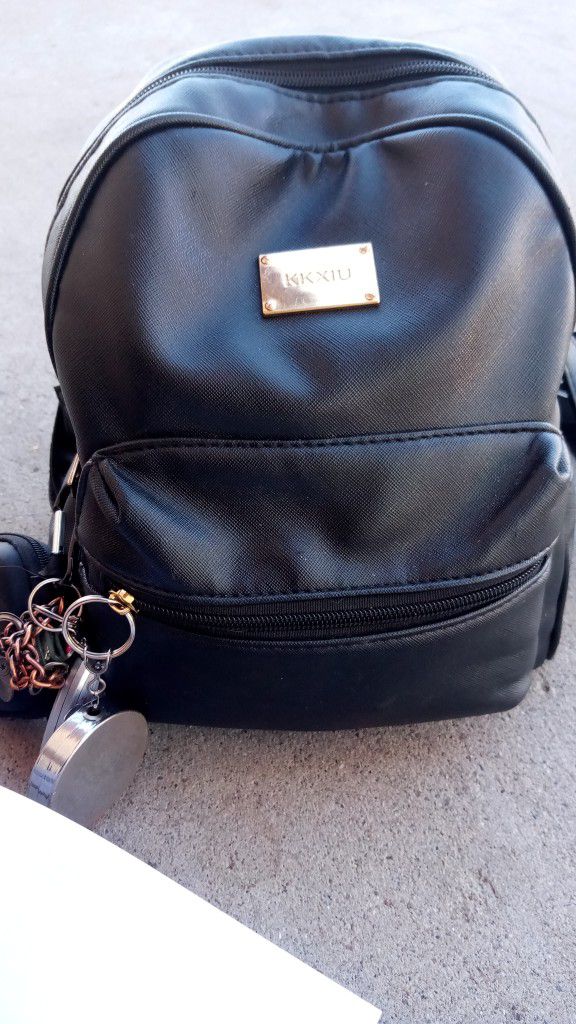 KKXIU Women Small Backpack Purse Convertible Leather Mini Daypacks Crossbody  Shoulder Bag For Girls (Black) : : Shoes & Handbags