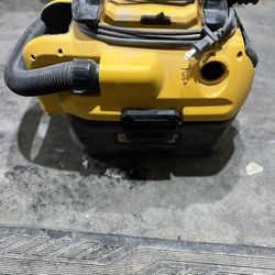 DEWALT 20V MAX Wet/Dry Vacuum, Cordless ,and Corded 