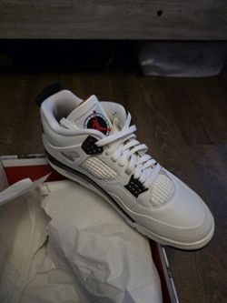 Jordan 4