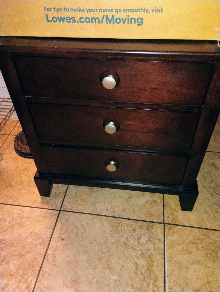 Dresser