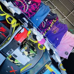 Kaws®️ Bape®️ Nike®️ Jordan®️