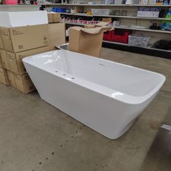 Fleurco Bathtub