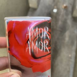 Amor Amor Perfume