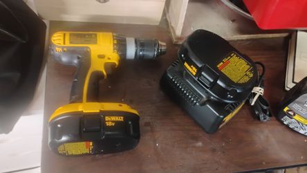 DeWalt 18 volt cordless drill