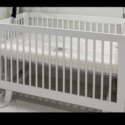 Babyletto Hudson Convertible Crib White with mattress included