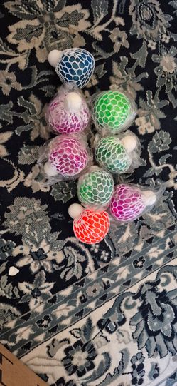 Squishy ball set of 8
