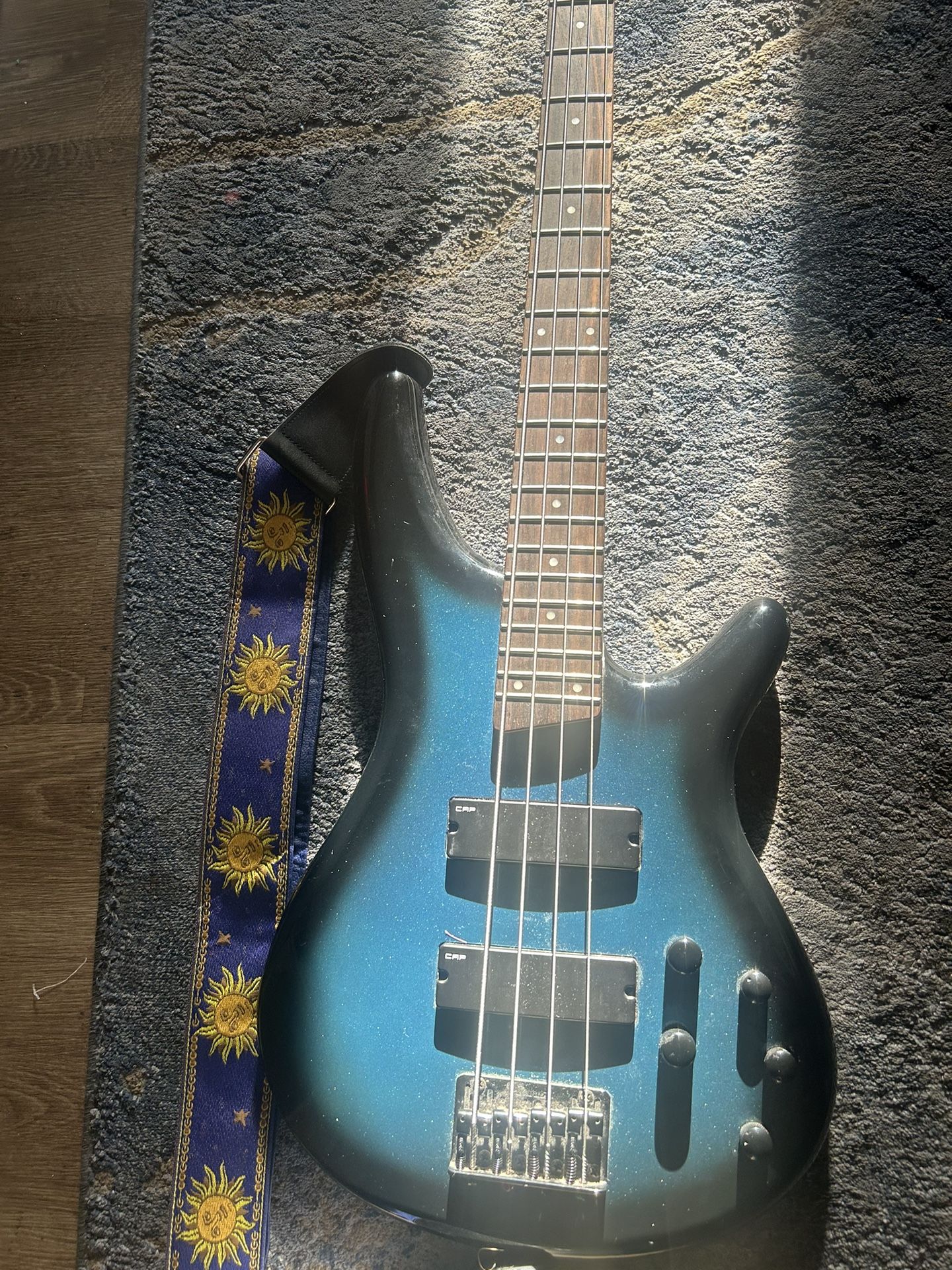 Bass Guitar SDGR