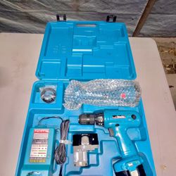 MAKITA DRILL SET