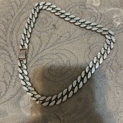 size 8, Color Is Silver