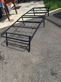 Twin bed frames