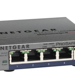 NETGEAR 5-Port Gigabit Ethernet Smart Managed Plus Switch 