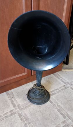 Antique/Vintage 1920s Musette Horn Speaker By Frost Radio