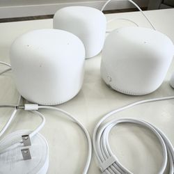 Google Nest WiFi Kit 2nd Gen with 1 Router and 2 Points