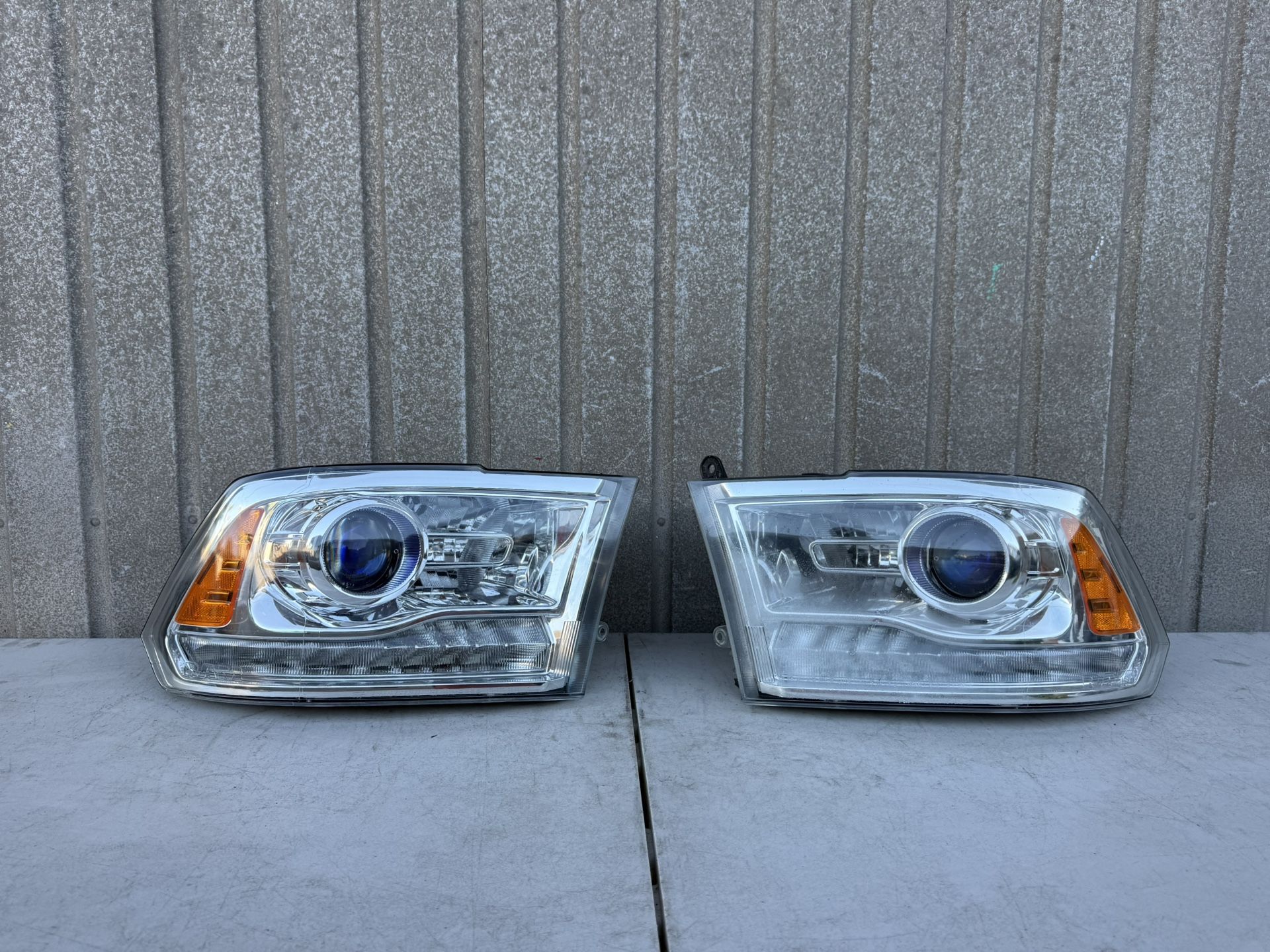 2013 2014 2015 2016 2017 2018 Dodge RAM FULL LED HEADLIGHT HEADLAMP Right Passenger Side Left Driver Side LH Used Original OEM RH 