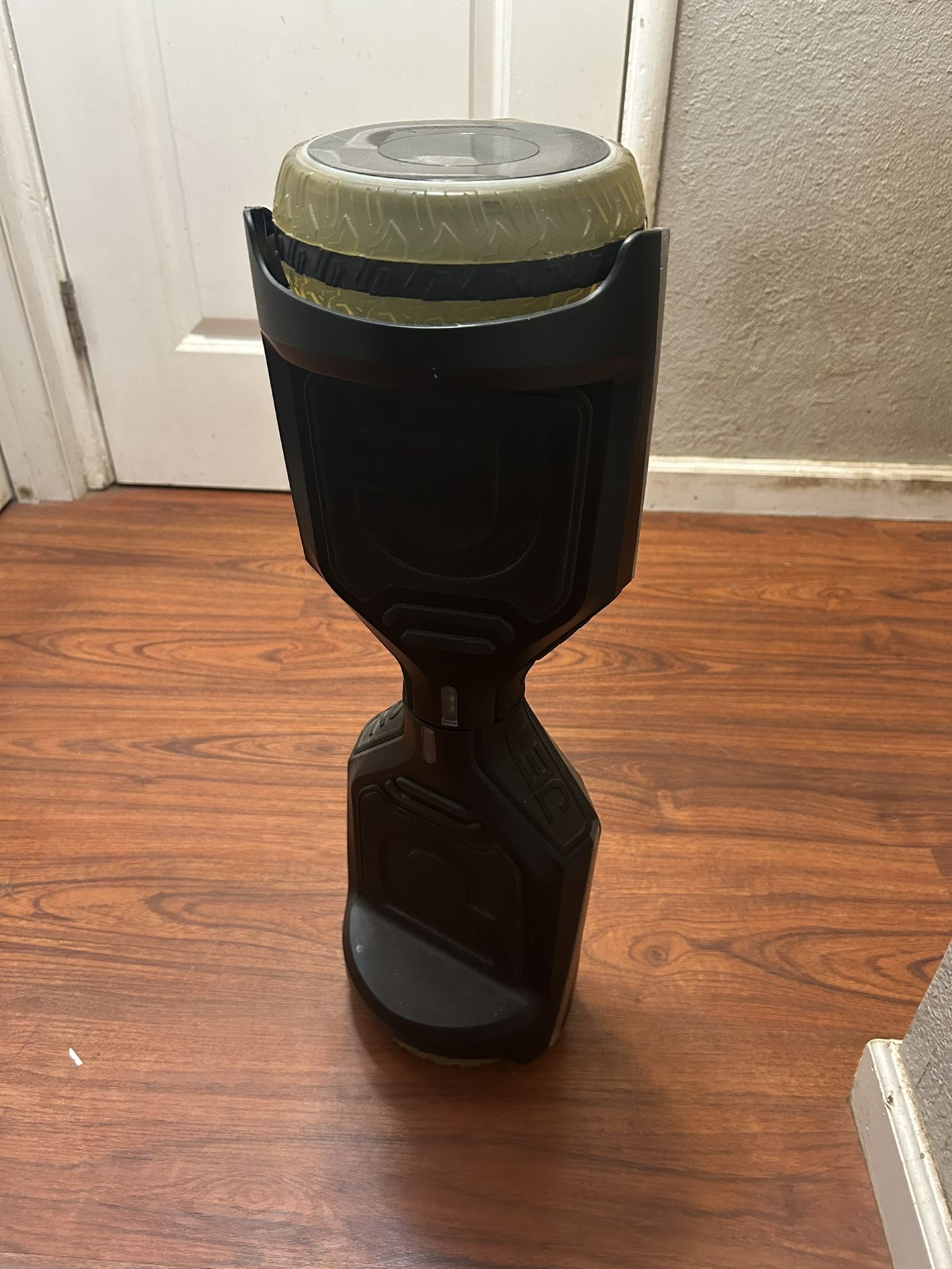 Jetson Rave Hoverboard - $50 (No Charger)