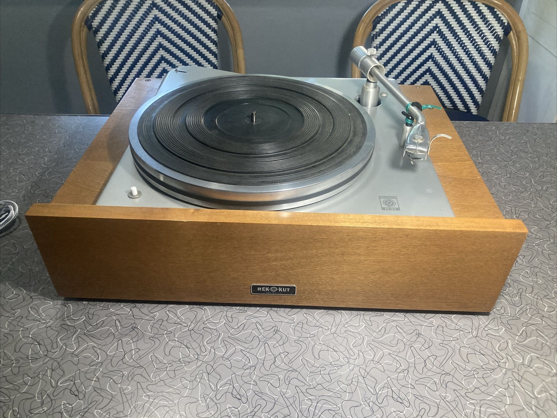 Rek-O-kut Turntable 