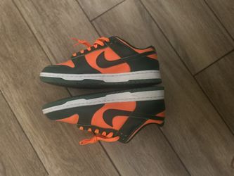 Nike Dunks 