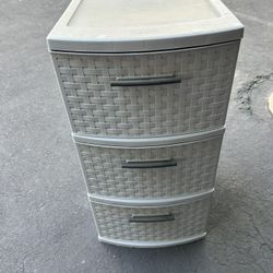 Sterilite Three Drawer Storage Unit