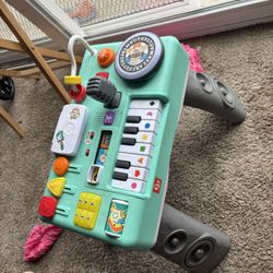Fisher-Price Laugh & Learn Mix & Learn DJ Table - great condition - OBO