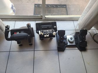 Flight sim (honeycomb alpha+ bravo with saitek rudder pedals)