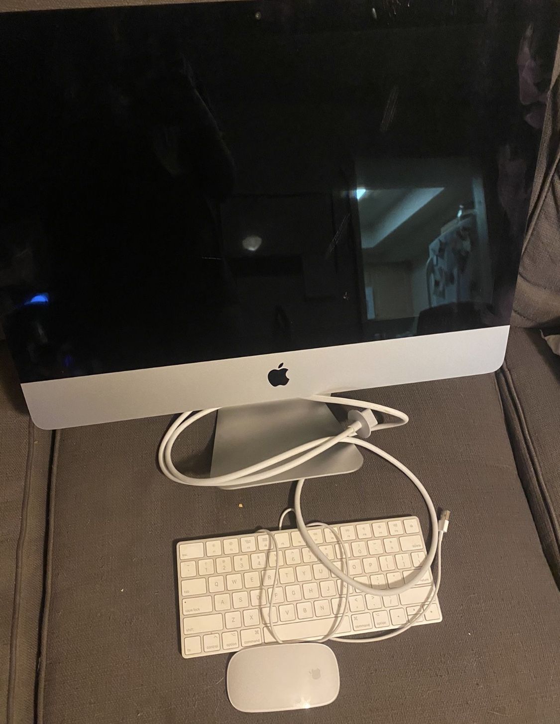iMac Core i5 3.00ghz 21” Retina 4K 1TB Fusion