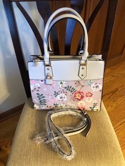 Women’s new bag with crossbody strap