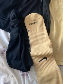 New black and gold  size YL