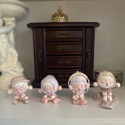 SKULLPANDA Figures - Warmth Series