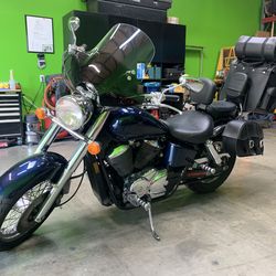 2000 honda Shadow ACE edition beautiful motorcycle well taking care of