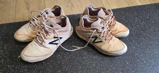 New Balance Baseball Cleats