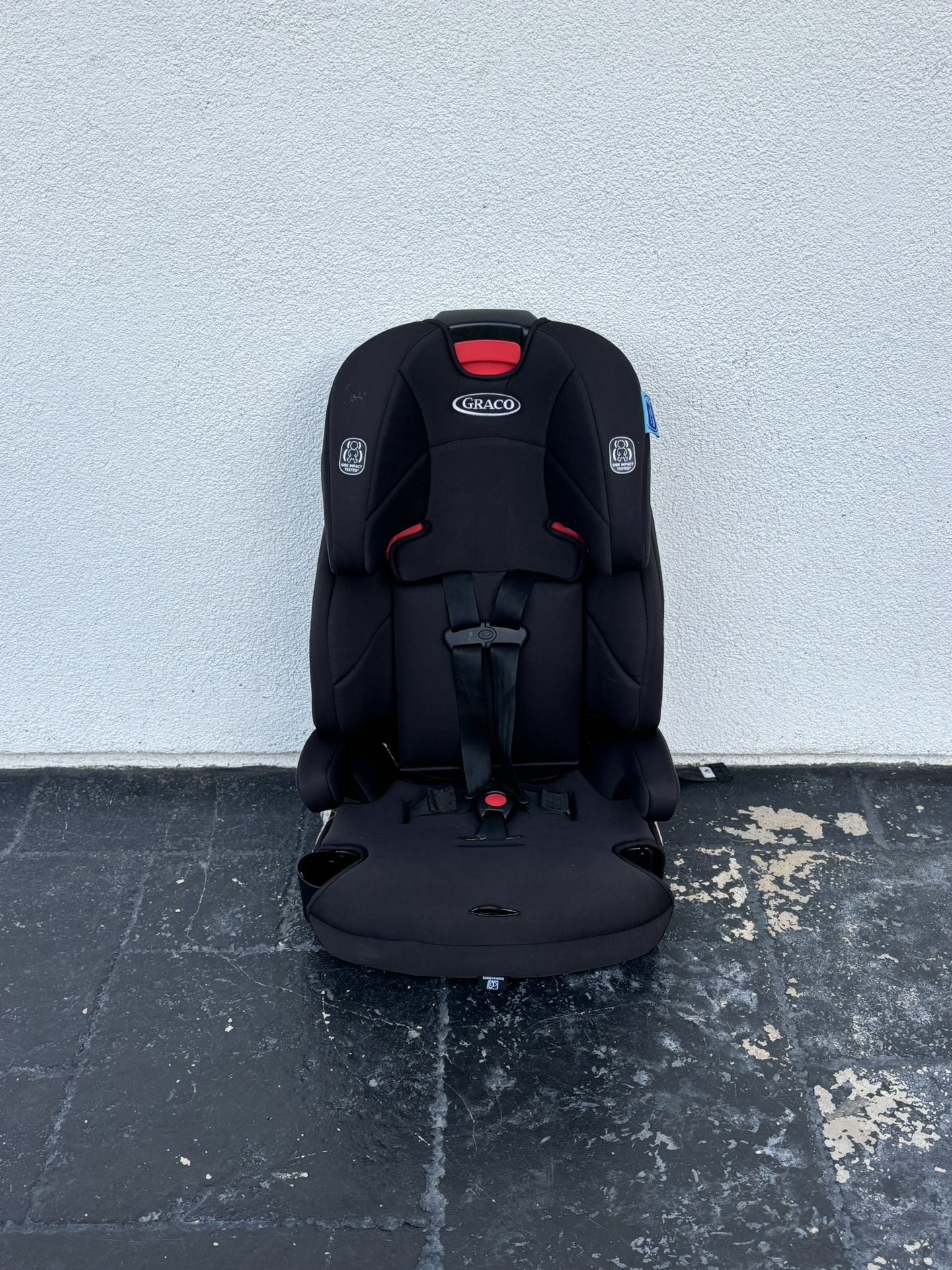GRACO TRANZITIONS 3 In 1 CAR SEAT!!
