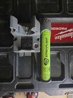 Stranlighy battery and charger