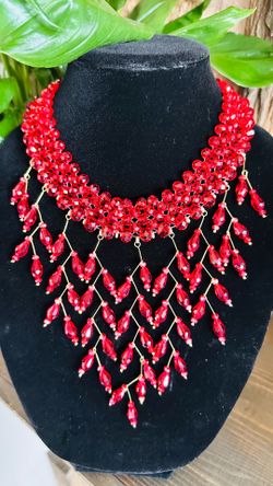 Collares de piedras naturales