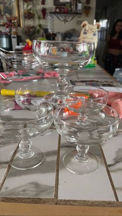 Set of 5 margarita cups from princess house