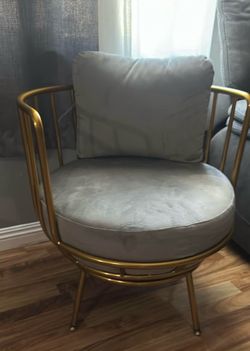 Set of two chairs