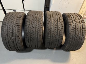 Pirelli Scorpion Winter XL Snow Tires (Volvo XC90 21" wheels)