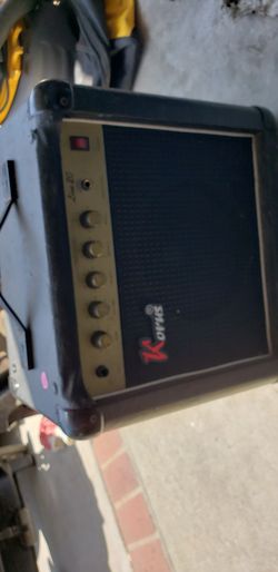 Small guitar amp