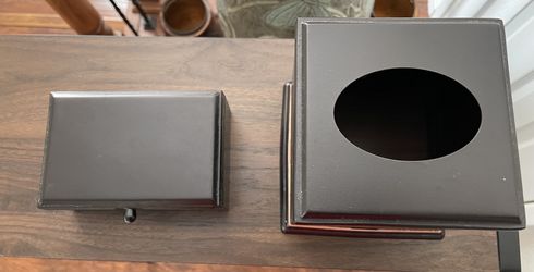 Tissue & Wipe Holder