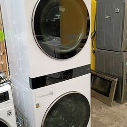 27"W LG Stackable Combo washer & Electric Dryer With Warranty Delivery fee Depends on Address 🚚 🛻 🏠