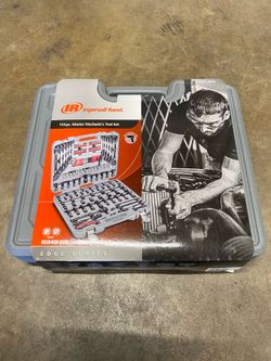 Ingersoll Rand 155 piece master mechanic tool set