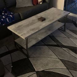 Farm style grey Wood Coffee Table -100$
