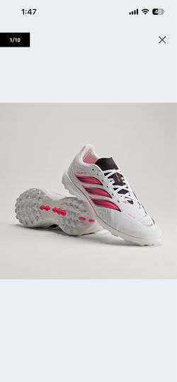 Brand New Adidas Turf cleats sz 8