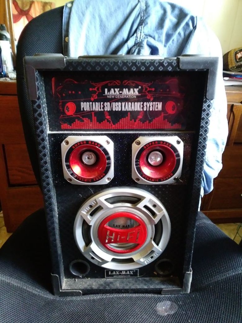 LAX-MAX NEW GENERATION PORTABLE SD/USB KARAOKE SYSTEM