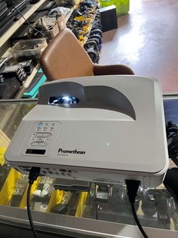 📽️🔥 PROMETHEAN ULTRA-WIDE SSI PROJECTOR FOR SALE! 🔥 Looking for a projector for your classroom, office, business, or presentations? Check out this