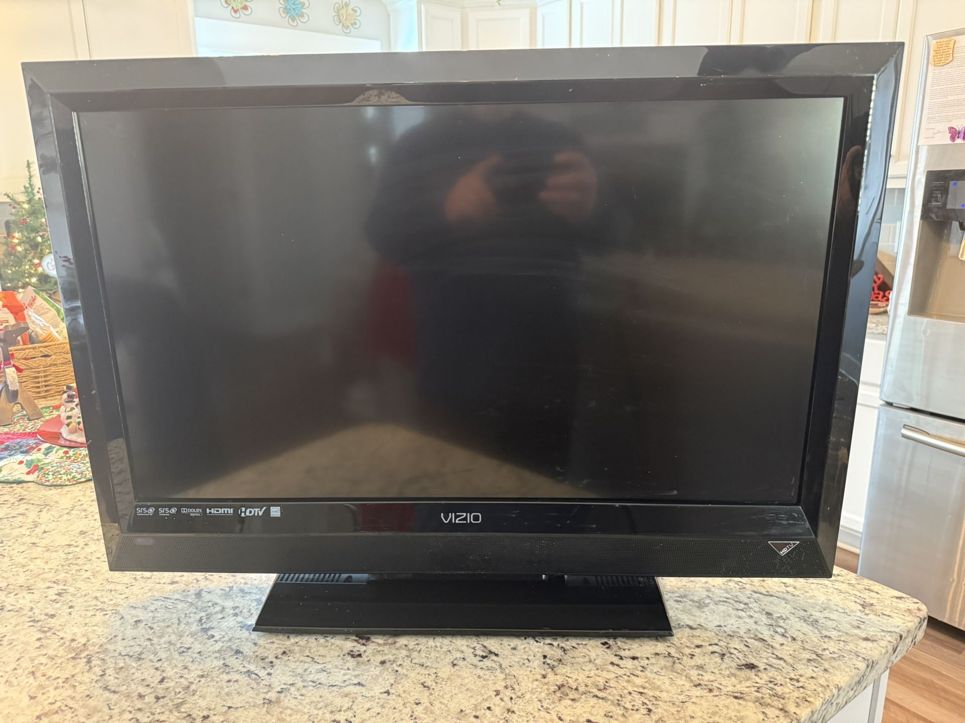 Vizio HDTV 32” Flatscreen