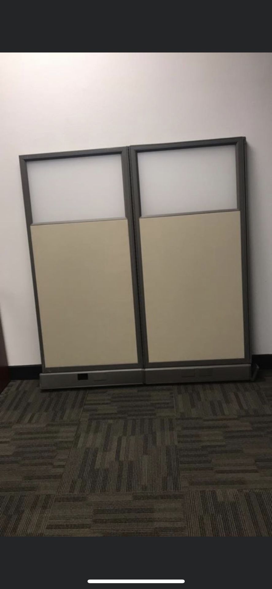 Cubicle divider. Good condition - FREE