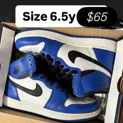 Jordan 1s Royal Size 6.5y