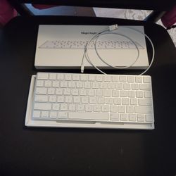 Apple Magic Keyboard