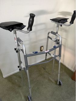 Upright Walker with forearm rests