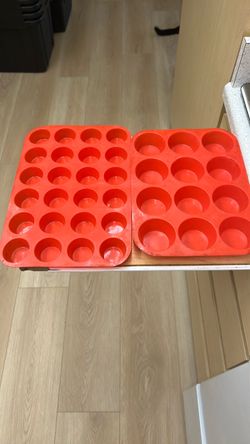 Red Silicone Muffin Baking Trays – Set of 2